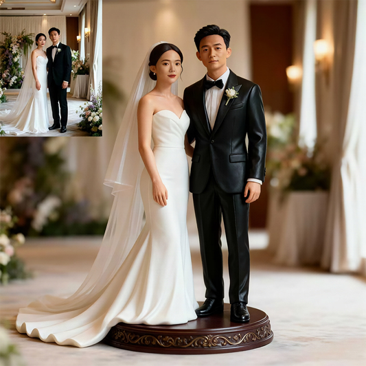 Custom couple 3D figurine sculpted from photo by Joyfulpop